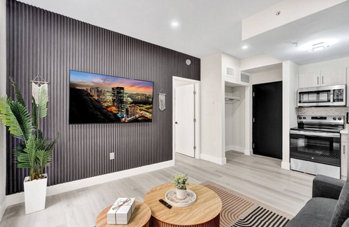 Flamingo/Lummus Apartment | Bright 1BR Escape Heart of SoBe Near Ocean 204