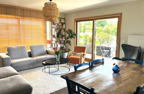 Neuvecelle Apartment | Bright and quiet apartment with lake and mountain views, terrace,