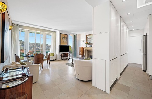 Villefranche-sur-Mer Apartment | Bright apartment with balcony and sea view- 6p-for unforgettable vacations!