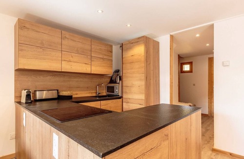 Plagne Soleil Ski Chalet | Bright chalet with 4 bedrooms and parking in La Plagne