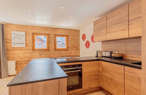 Plagne Soleil Ski Chalet | Bright chalet with 4 bedrooms and parking in La Plagne