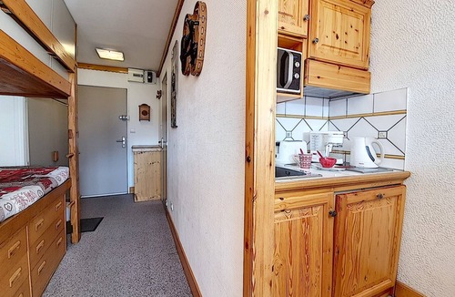 Les Menuires Apartment | Bright studio in center with balcony