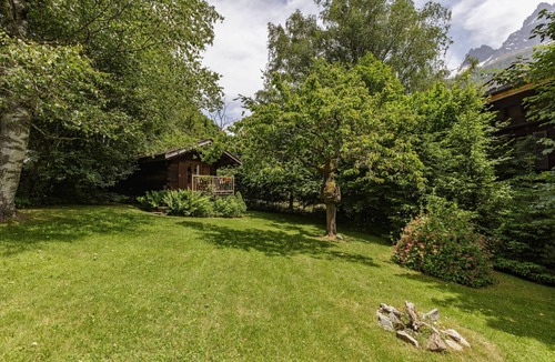 Chamonix City Centre Cabin | Brigitte's Mazot in central Chamonix