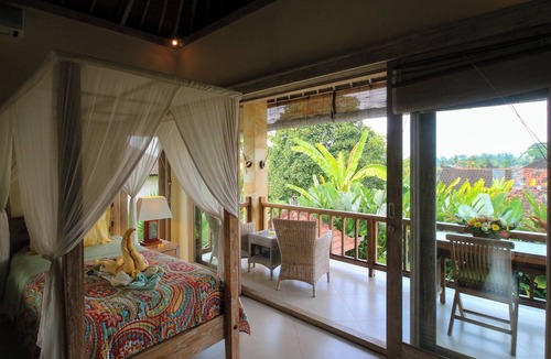 Kedewatan Villa | Brilliant 3-bedroom villa with Pool and AC in peaceful Ubud