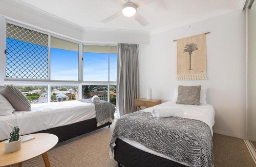 Miami Apartment | Burleigh Vista Apartment - Views