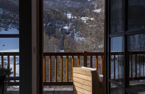 Molines-en-Queyras Cottage | Céleste-4* -Gîte-Exclusive-Ensuite with Bath-Mountain view