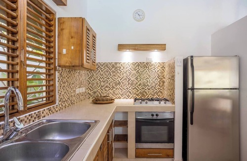Las Terrenas Villa | C3/Villa with Private Pool 80m from Playa Ballenas – Starlink