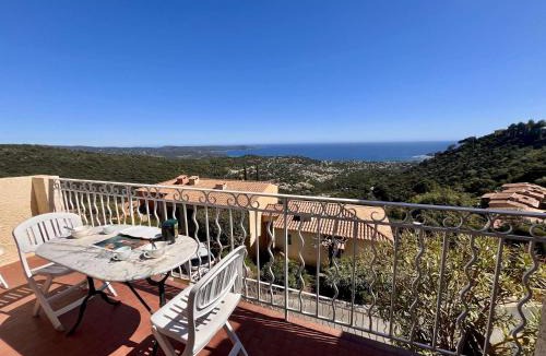 Cavalaire-sur-Mer Apartment | CA053-098 APPARTEMENT 2 PIÈCES CABINE - 4 Personnes - CAVALAIRE SUR MER