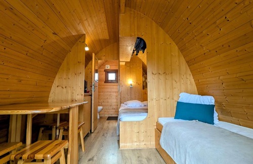 Pouligny-Notre-Dame House | Cabane forestière en Berry avec terrasse - FR-1-591-644