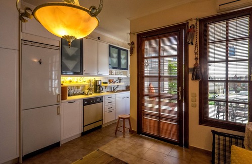 Atsipopoulo Apartment | Calergi 7 - Inspiring Studio - 30/90 days Digital Nomads Authentic Living Offer