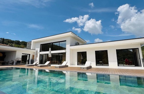 Bandol House | California Baïa Bandol Villa