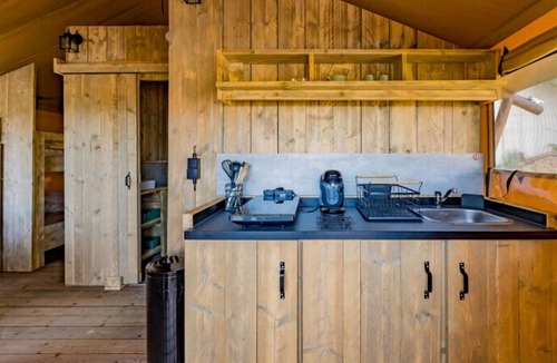 Saint-Laurent-du-Verdon House | Camping 5 étoiles - Piscine - ccbbaah