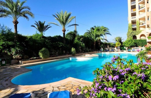 Cannes La Bocca House | CANNES NEW HOUSE, SWIMMING POOL access, 4 minutes walk from the beach SEASIDE