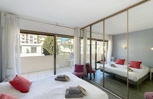 Pointe Croisette Apartment | Cannes: Palm Beach, quiet 1BDR with terrace, secure residence - parking