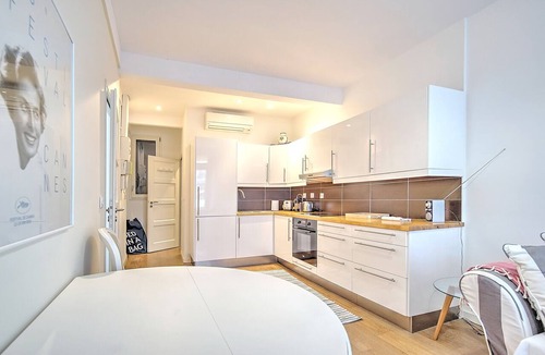 Cannes City Centre Apartment | Carré d'Or Cozy 1 BR balcony 2 Pax Croisette Palais 1 mn Olam Properties