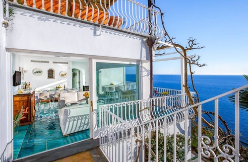 Arienzo Villa | Casa Ariel - Six Bedroom Villa, Sleeps 12
