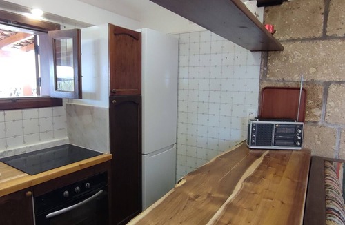 La Escalona House | Casa Bike and Hike Camino Teide: Sea Views, Shared Terrace & Wi-Fi