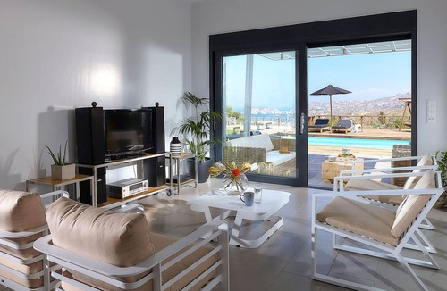 Agia Pelagia Villa | Casa Blue Villa in Crete