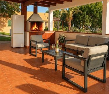 El Madronal House | Casa con Terraza Privada, Atardeceres y Barbacoa