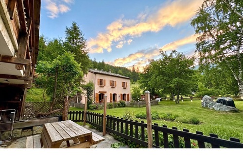 Saint-Veran Apartment | Casa-Le Toussiard apart dans chalet St-Véran 4-6p