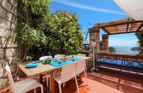 Villefranche-sur-Mer Villa | CASA ROSALIE VI4442 By Riviera Holiday Homes