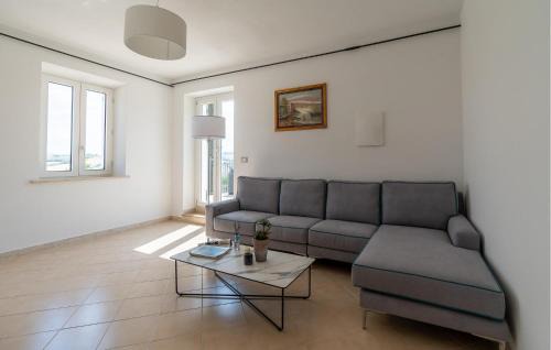 Mogliano House | Casale Macarrè