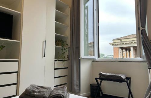 Roman Ghetto Apartment | CBMC - Couldn't Be More Central