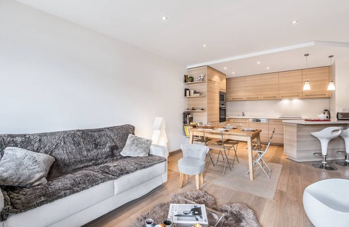 Megeve Apartment | Central 2-bedroom apartment with balcony and Wifi in Megève