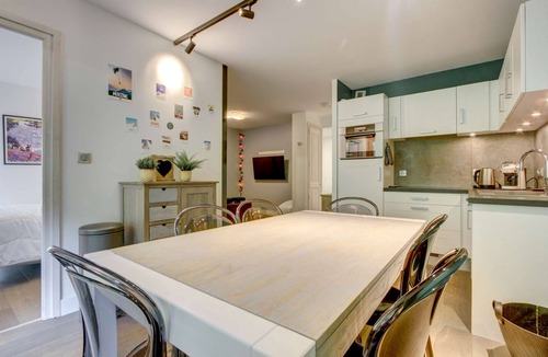 Morzine Apartment | Cesaries A5 Stunning renovated down the Pleney