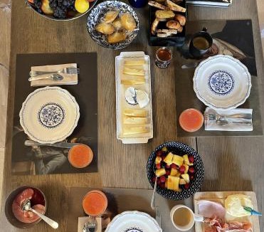 Saincaize-Meauce Bed & Breakfast | Château de Meauce, chambre Louise et Marie
