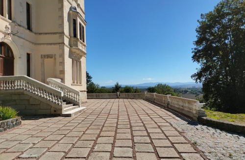 Chaptuzat Bed & Breakfast | Château des Bérangers