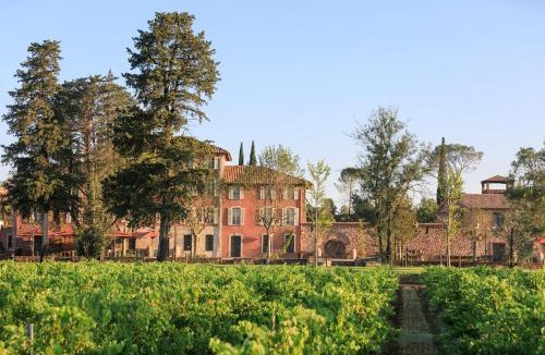 Le Cannet-des-Maures Hotel | Château Saint Roux Le Luc-Le Cannet des Maures