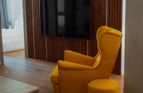 Larissa Apartment | Chōros