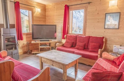 Saint-Marcel Ski Chalet | Chalet, wifi, sauna, balcony, fireplace or stove, parking, tv, ski locker, 130m²