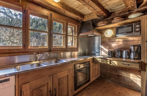 Montroc Ski Chalet | Chalet 155sqm | 360View | Quiet | Bus & Train 150m