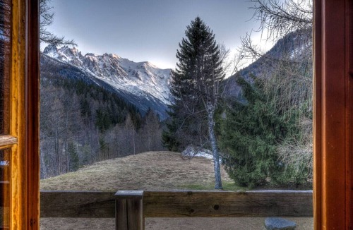 Montroc Ski Chalet | Chalet 155sqm | 360View | Quiet | Bus & Train 150m