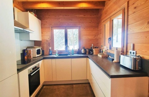 Puy-Saint-Vincent Ski Chalet | Chalet, 2nd floor, terrace, tv, ski locker, 200m², Puy-Saint-Vincent