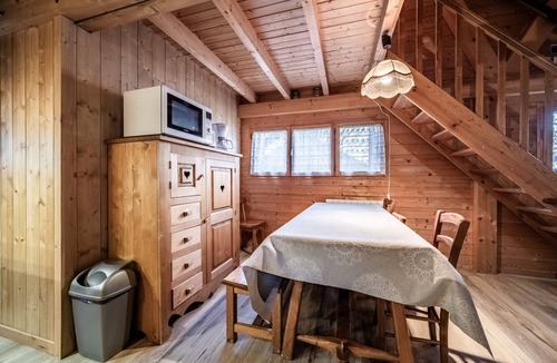 Verchaix Ski Chalet | Chalet “4p Comfort - Les Trolles”: Mountain View, Private Terrace & Wi-Fi