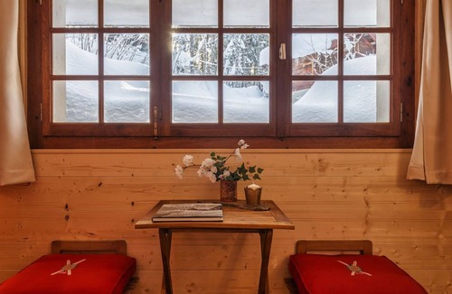 Montroc Ski Chalet | Chalet 7pax | Nature | Le Planet | 5mn Argentière