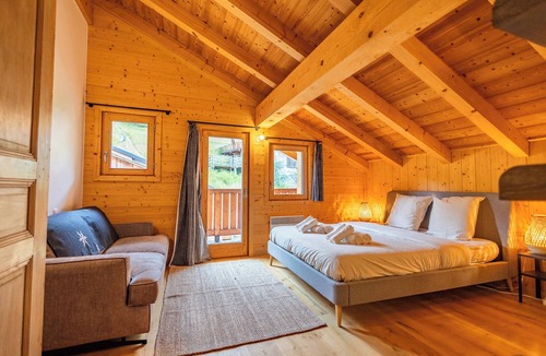 Chandon Ski Chalet | Chalet Achillée – 5 Bedrooms