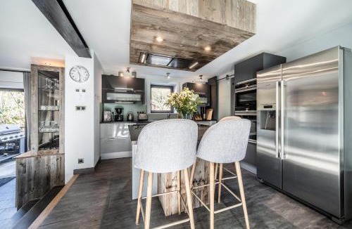 Montroc Ski Chalet | Chalet Aman Argentière Chamonix - by EMERALD STAY