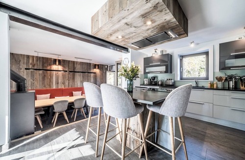 Montroc Ski Chalet | Chalet Aman - Two Bedroom Chalet, Sleeps 6