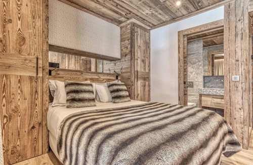 Chamonix City Centre Ski Chalet | Chalet Amarok Avec vue Panoramique sur la Chaîne du Mont Blanc