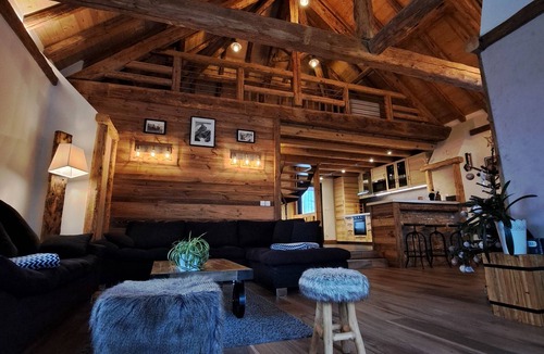 Vaujany Ski Chalet | Chalet Augustin 4 stars Vaujany Alpe d'Huez large ski area