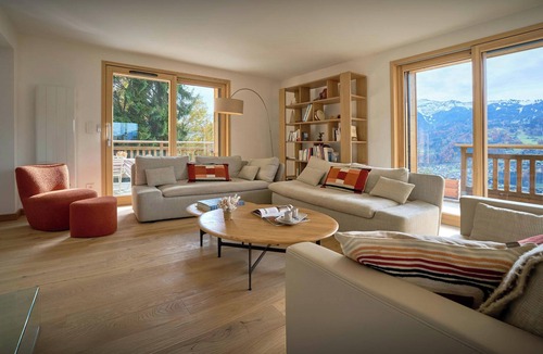 Verchaix Ski Chalet | Chalet Biola Vu - Family-friendly chalet with superb views - OVO Network