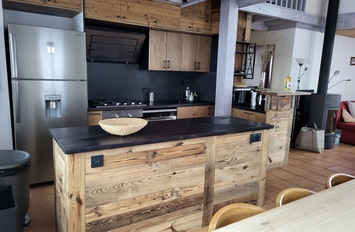La Perriere Ski Chalet | Chalet Courchevel - 14 Persons, 7 Bedrooms 7 Bathrooms, 40m from slopes