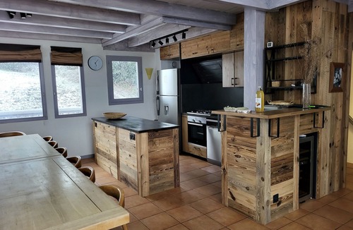La Perriere Ski Chalet | Chalet Courchevel - 14 Persons, 7 Bedrooms 7 Bathrooms, 40m from slopes