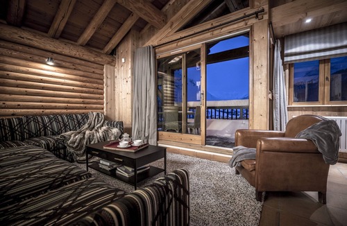 Val-d'Isere Ski Chalet | Chalet CRISTAL B, Val d'Isère on skis