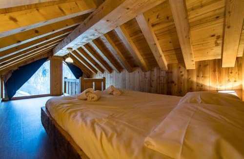 Saint-Sorlin-d'Arves Ski Chalet | Chalet de charme 11 personnes proche du centre du village
