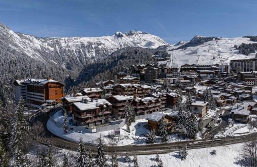 Courchevel Ski Chalet | Chalet de luxe avec jacuzzi et vues panoramiques à Courchevel 1650 - FR-1-563-133